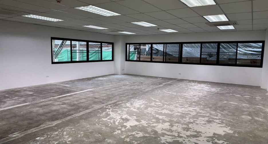 Büro zur Miete in Mueang Chiang Mai, Chiang Mai