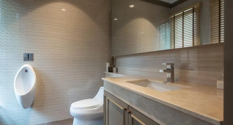For sale 2 bedrooms house in Watthana, Bangkok