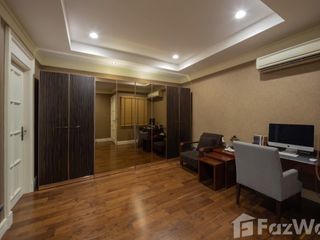 For sale 2 ベッドルーム house in Watthana, Bangkok