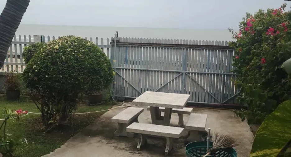 For sale 4 bedrooms house in Cha Am, Phetchaburi