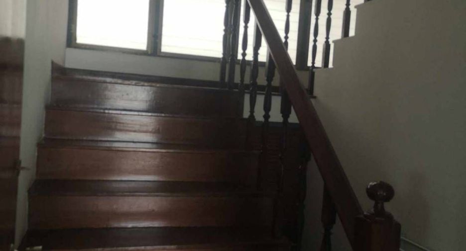 Продажа 4 спальни дом в Ча Ам, Пхетбури