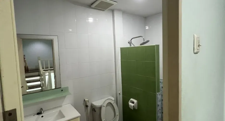 For sale 3 bedrooms townhouse in Sai Mai, Bangkok