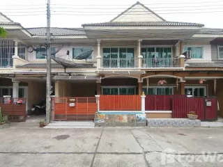 For sale 3 bedrooms townhouse in Sai Mai, Bangkok