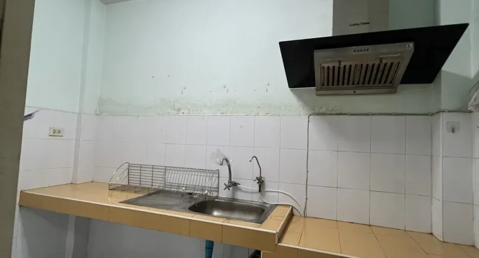 For sale 3 bedrooms townhouse in Sai Mai, Bangkok