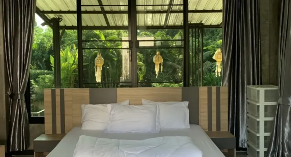 For rent 3 bedrooms villa in Saraphi, Chiang Mai