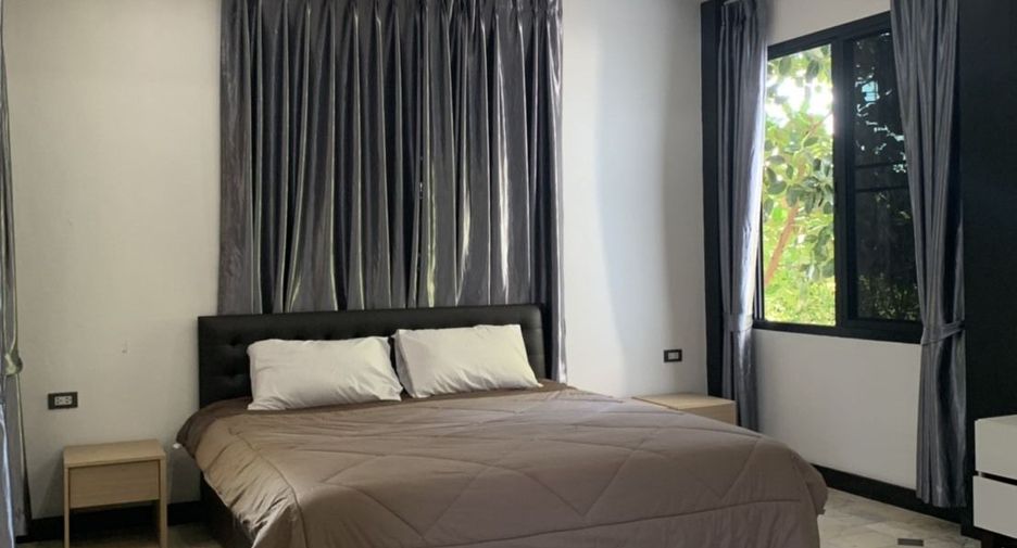 For rent 3 bedrooms villa in Saraphi, Chiang Mai