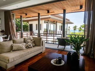 Villa en alquiler de 3 habitaciones en Ko Samui, Surat Thani