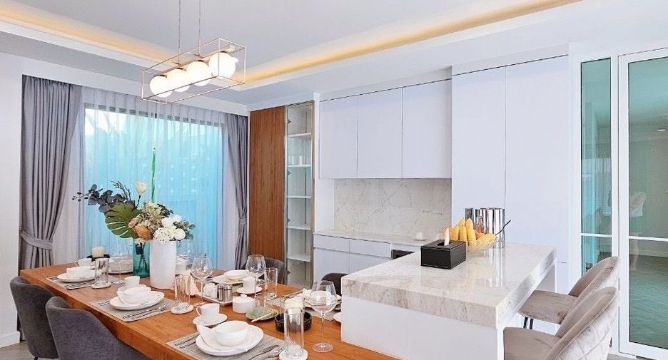 For sale 4 bedrooms villa in Saraphi, Chiang Mai