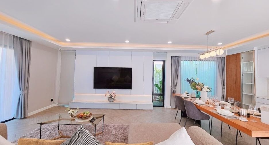 For sale 4 bedrooms villa in Saraphi, Chiang Mai