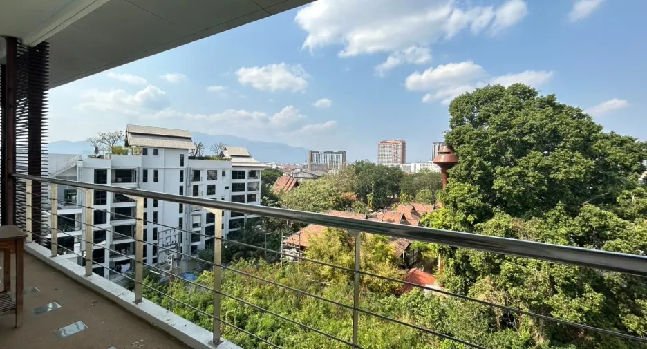 For sale and for rent 2 bedrooms condo in Mueang Chiang Mai, Chiang Mai