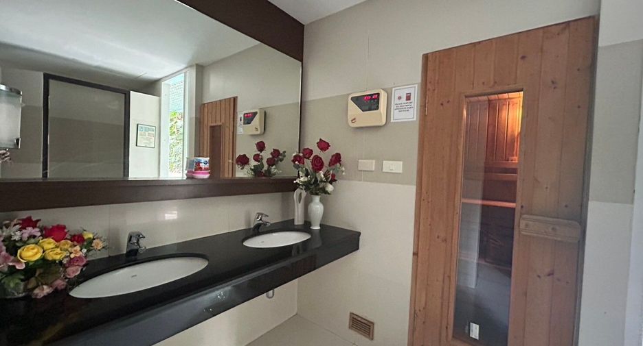 For sale and for rent 2 bedrooms condo in Mueang Chiang Mai, Chiang Mai