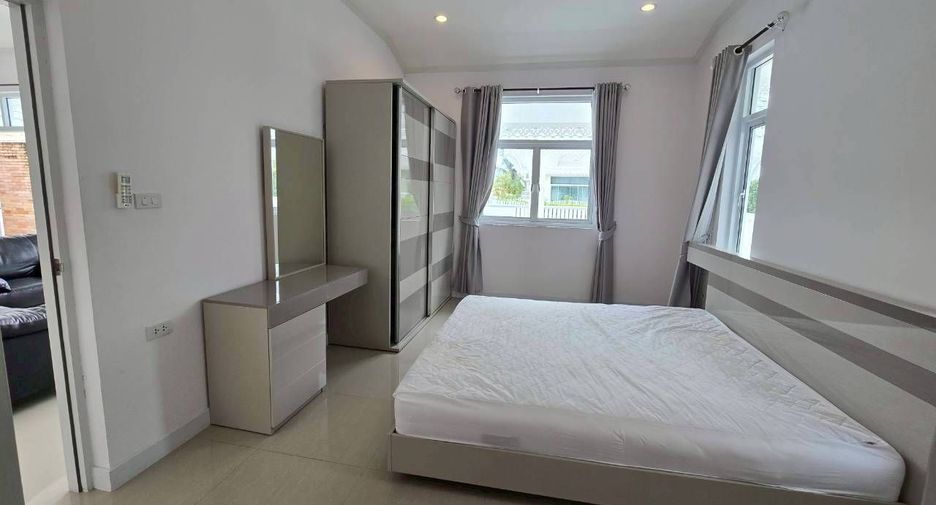 For sale 3 bedrooms villa in Cha Am, Phetchaburi