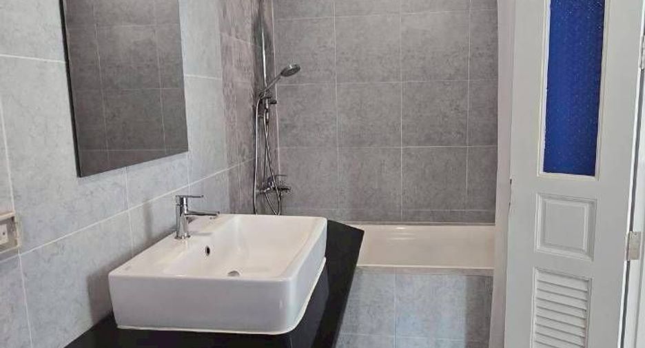For sale 3 bedrooms villa in Cha Am, Phetchaburi