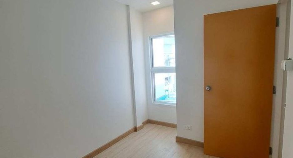 Casa adosada en venta de 3 habitaciones en Nong Khaem, Bangkok