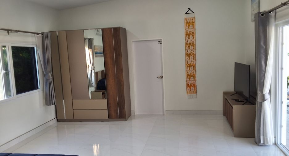 For sale and for rent 3 bedrooms villa in Bang Lamung, Chonburi
