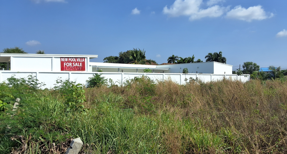 For sale and for rent 3 bedrooms villa in Bang Lamung, Chonburi