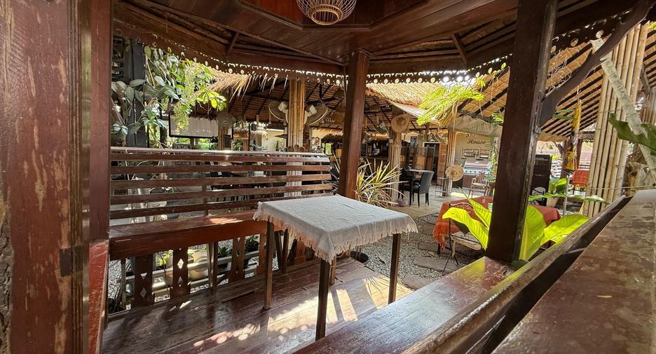 出售 12 卧室 酒店 在 Cha-Am, Phetchaburi