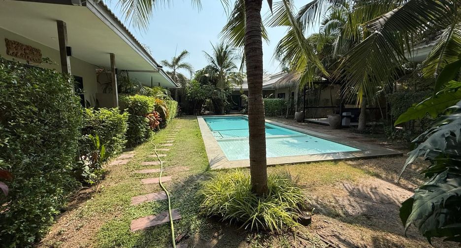 出售 12 卧室 酒店 在 Cha-Am, Phetchaburi