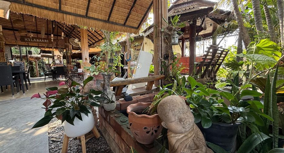 出售 12 卧室 酒店 在 Cha-Am, Phetchaburi