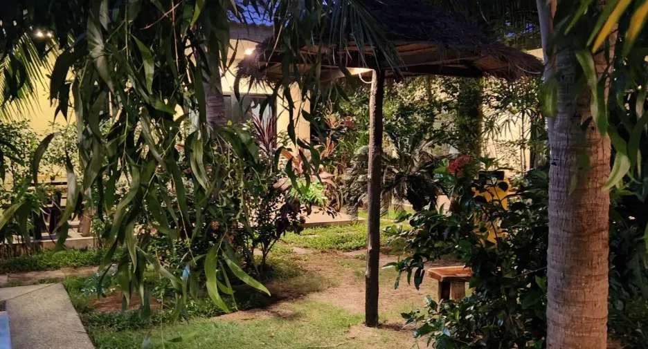 Hotel en venta de 12 habitaciones en Cha Am, Phetchaburi