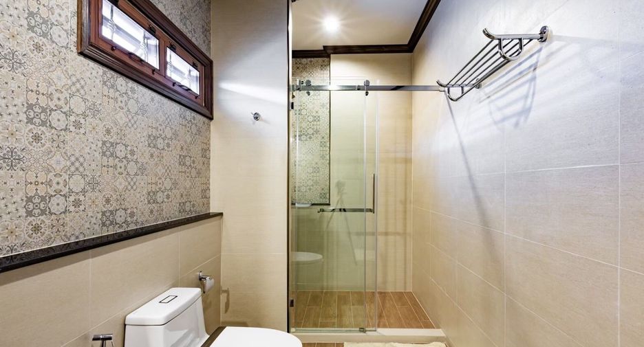 À vendre et à louer 4 chambres villa à San Sai, Chiang Mai