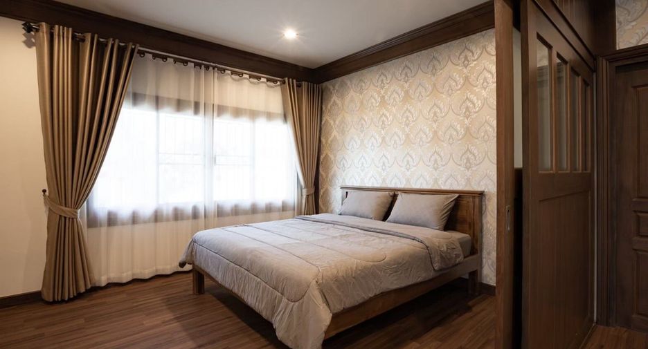 À vendre et à louer 4 chambres villa à San Sai, Chiang Mai