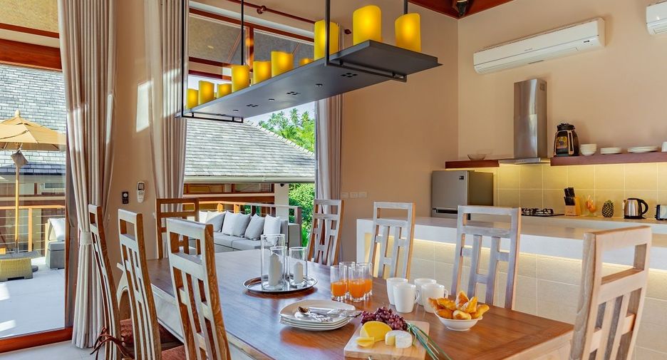For sale 4 bedrooms villa in Ko Pha-ngan, Surat Thani