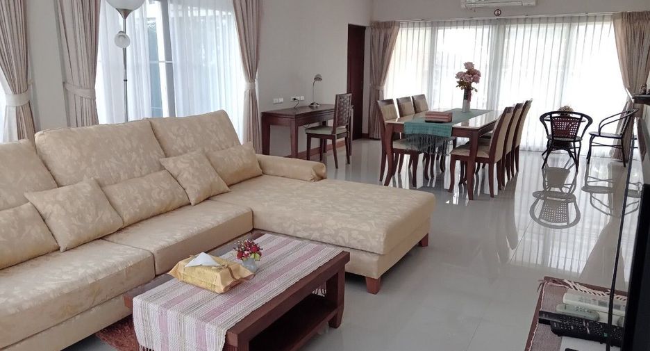 For sale 4 bedrooms house in Mueang Chiang Mai, Chiang Mai
