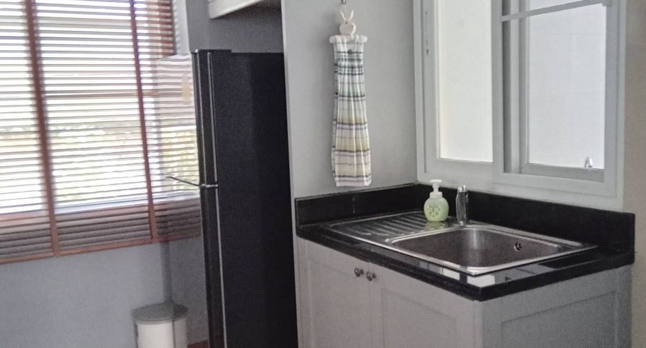 For sale 4 bedrooms house in Mueang Chiang Mai, Chiang Mai