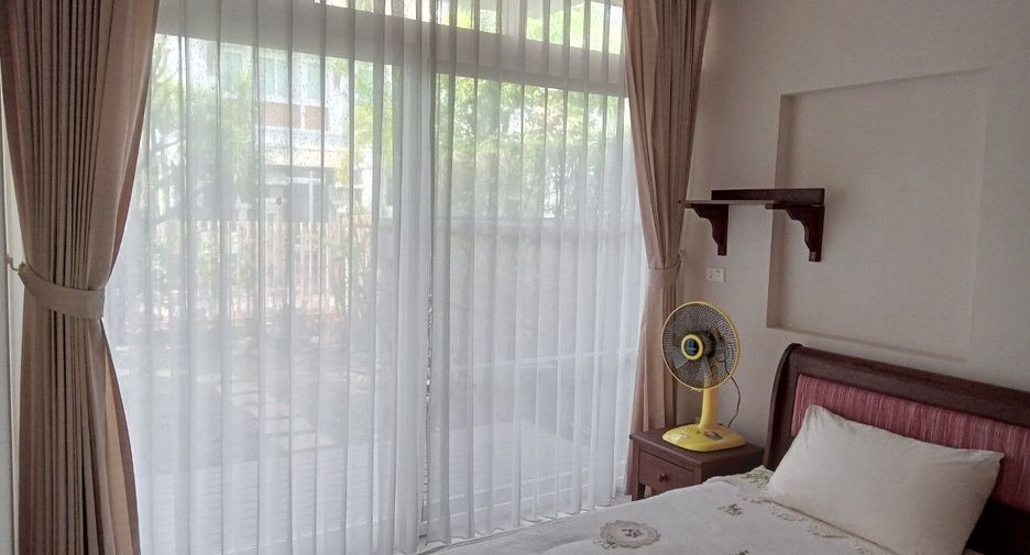 For sale 4 bedrooms house in Mueang Chiang Mai, Chiang Mai