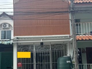 For Rent 3 Bedroom Townhouse In Mueang Phuket