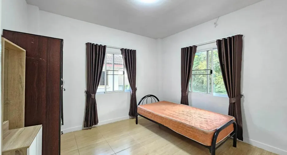 出租 3 卧室 独立屋 在 Hang Dong, Chiang Mai