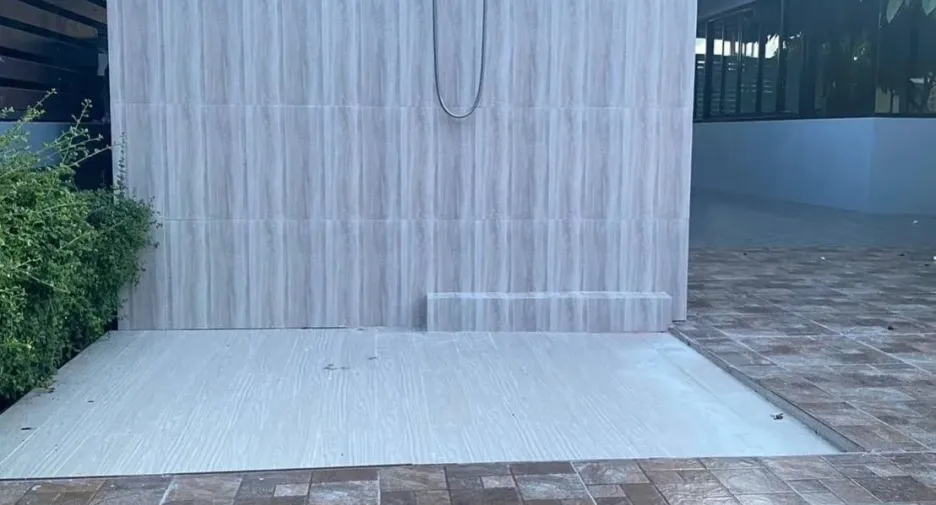 For sale 4 bedrooms house in Cha Am, Phetchaburi