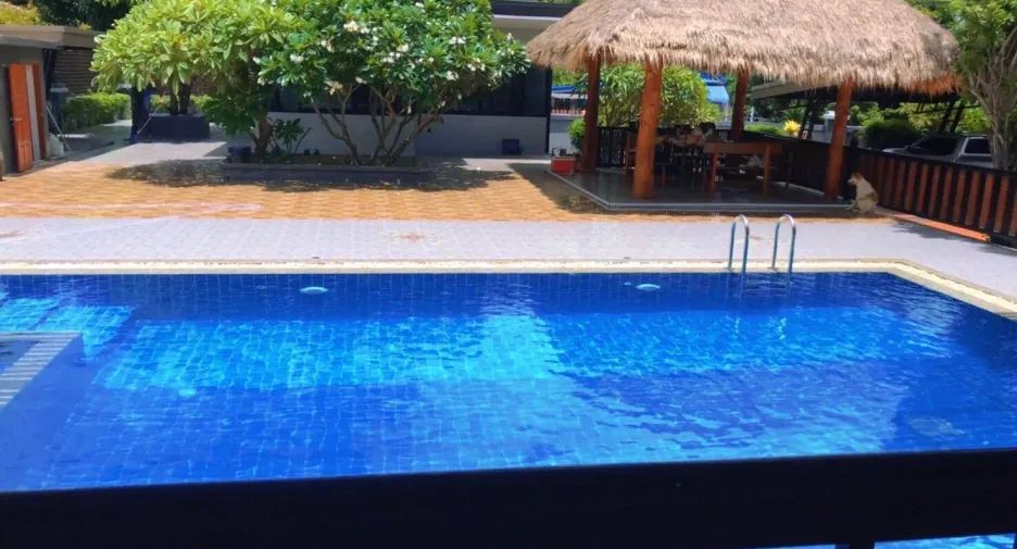 For sale 4 bedrooms house in Cha Am, Phetchaburi