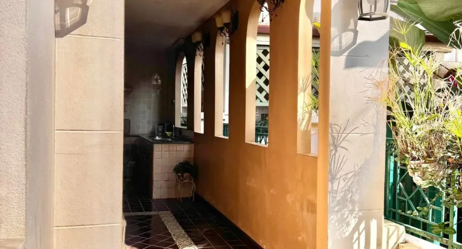 For sale 4 bedrooms house in Mueang Chiang Mai, Chiang Mai