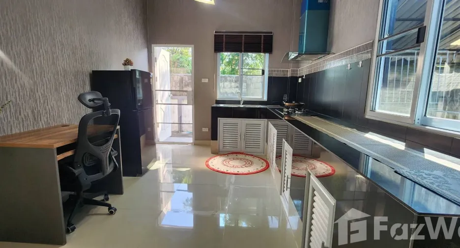 Casa en alquiler de 3 habitaciones en Hang Dong, Chiang Mai