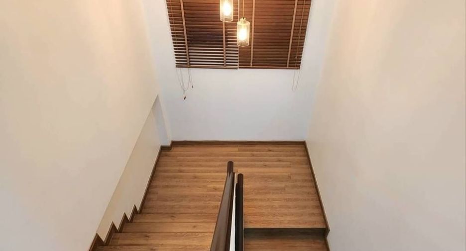 Haus zum Kauf mit 4 Zimmer in San Kamphaeng, Chiang Mai