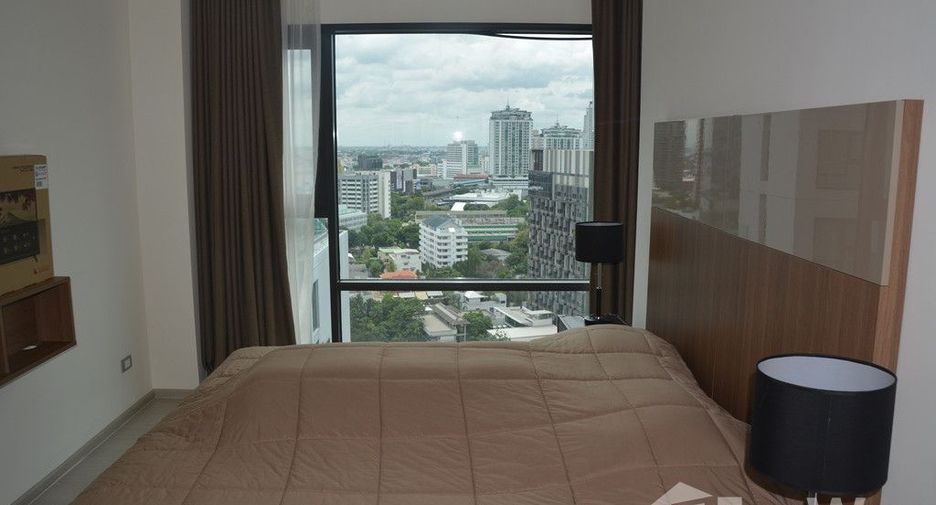 For sale 2 bedrooms condo in Khlong Toei, Bangkok