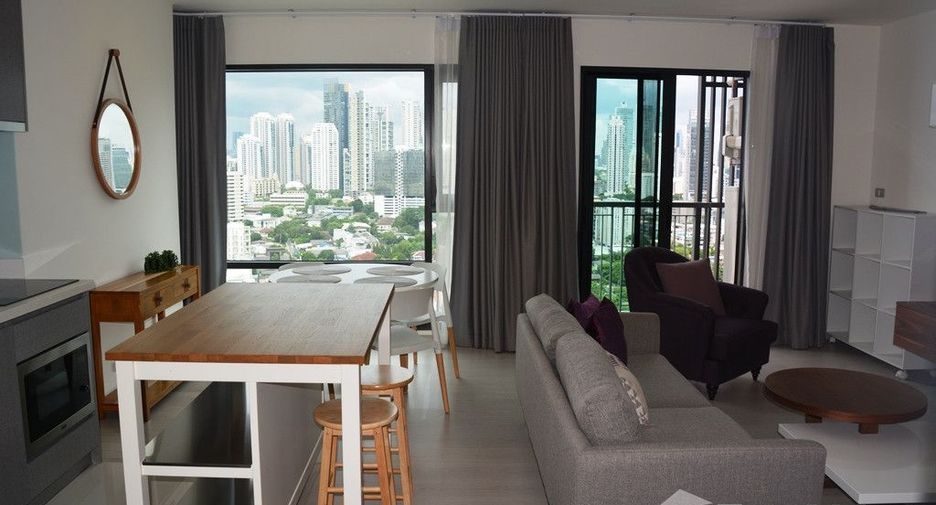 For sale 2 bedrooms condo in Khlong Toei, Bangkok