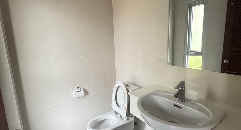Villa en venta y en alquiler de 4 habitaciones en Bang Lamung, Chonburi