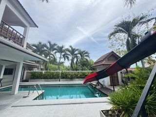 Villa en venta y en alquiler de 4 habitaciones en Bang Lamung, Chonburi
