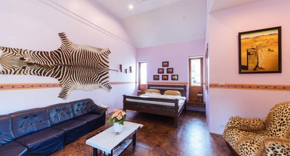 For sale 5 bedrooms villa in Mueang Chiang Mai, Chiang Mai