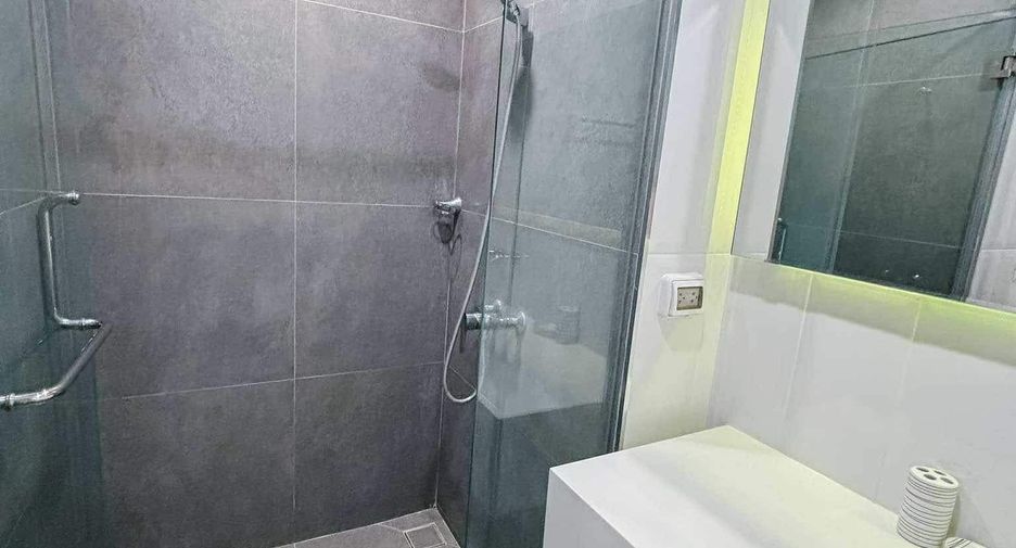 For rent 3 bedrooms condo in Mueang Chiang Mai, Chiang Mai