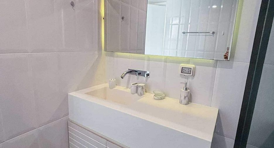 For rent 3 bedrooms condo in Mueang Chiang Mai, Chiang Mai