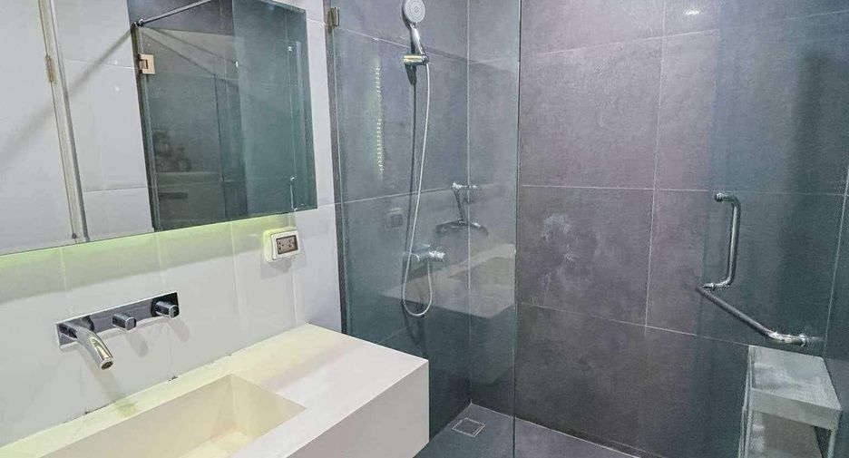 For rent 3 bedrooms condo in Mueang Chiang Mai, Chiang Mai