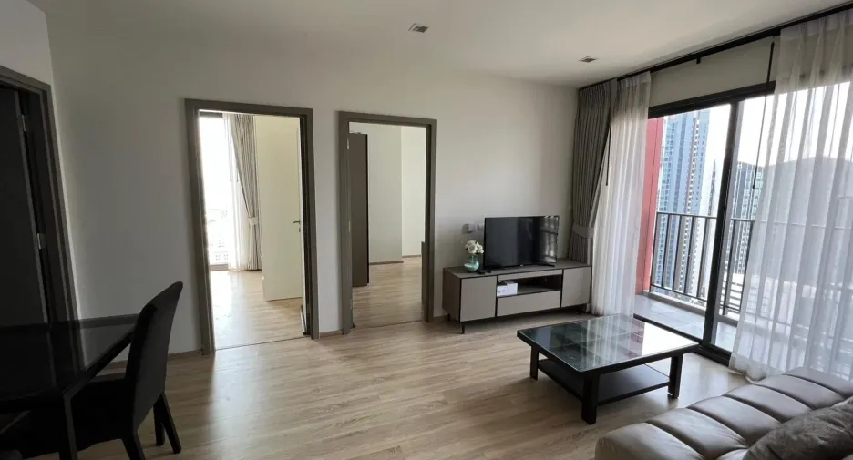 Продажа и аренда 2 спальни кондо в Банг Капи, Бангкок