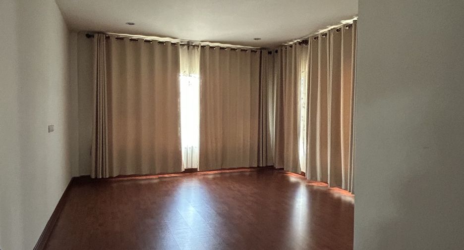 Casa en venta de 3 habitaciones en Mueang Chiang Mai, Chiang Mai