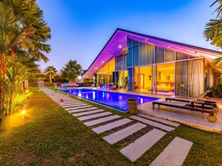 Villa en venta de 7 habitaciones en Hua Hin, Prachuap Khiri Khan