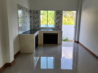 Casa en venta de 3 habitaciones en San Kamphaeng, Chiang Mai