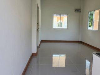 Casa en venta de 3 habitaciones en San Kamphaeng, Chiang Mai